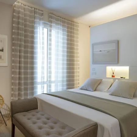 Tosca With & Breakfast Included アパート ヴィアレッジョ